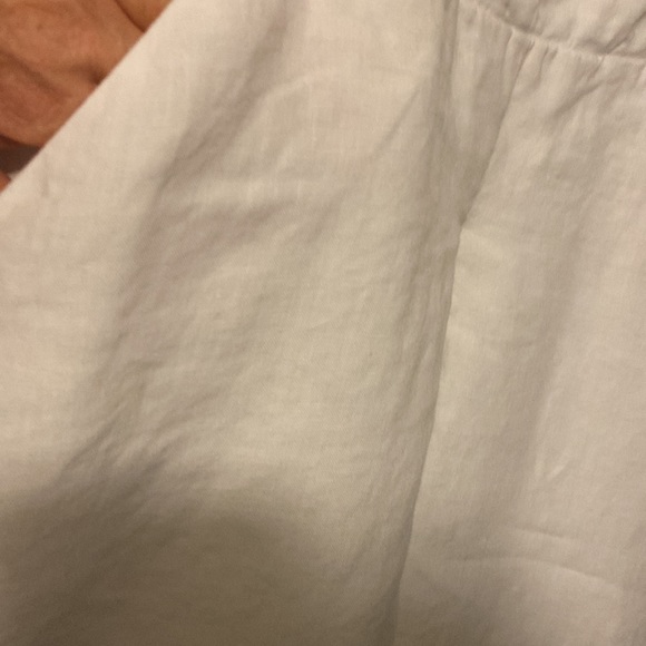 GAP Linen V-Neck Dress - White 6 - Waist 14” x 35”L - Pit2Pit 17” with pockets - Picture 13 of 14
